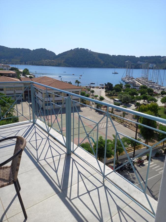 ホテル View Port スキアトスタウン エクステリア 写真